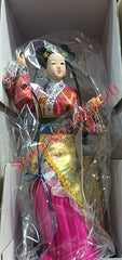Beautiful Statuette Chinese Old Style Miniature Figurine